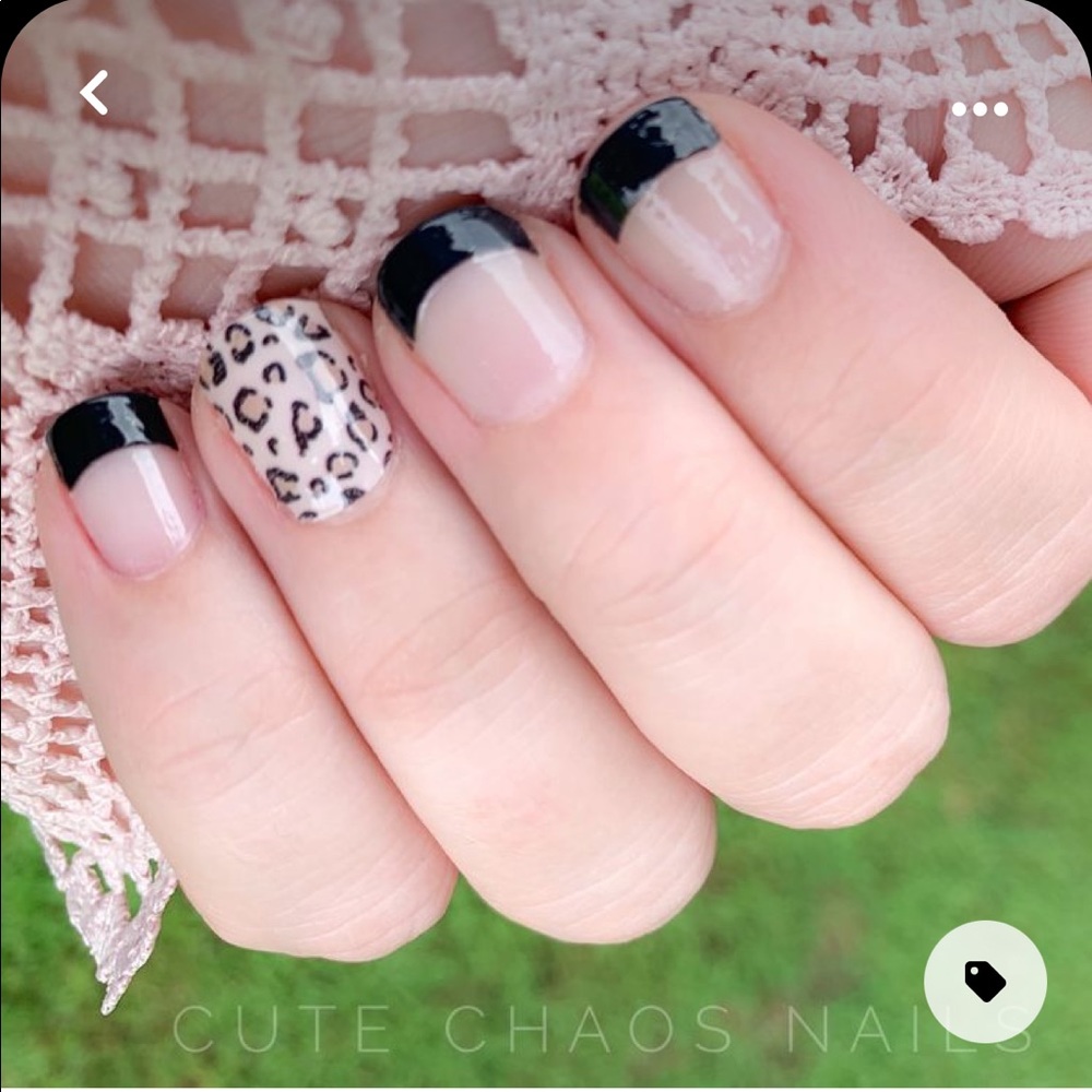 *Retired* Color Street: Gotham Night | Black French Tips Manicure Goth Classic - Picture 9 of 12